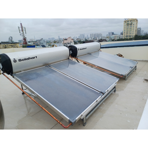 SOLAHART 300L