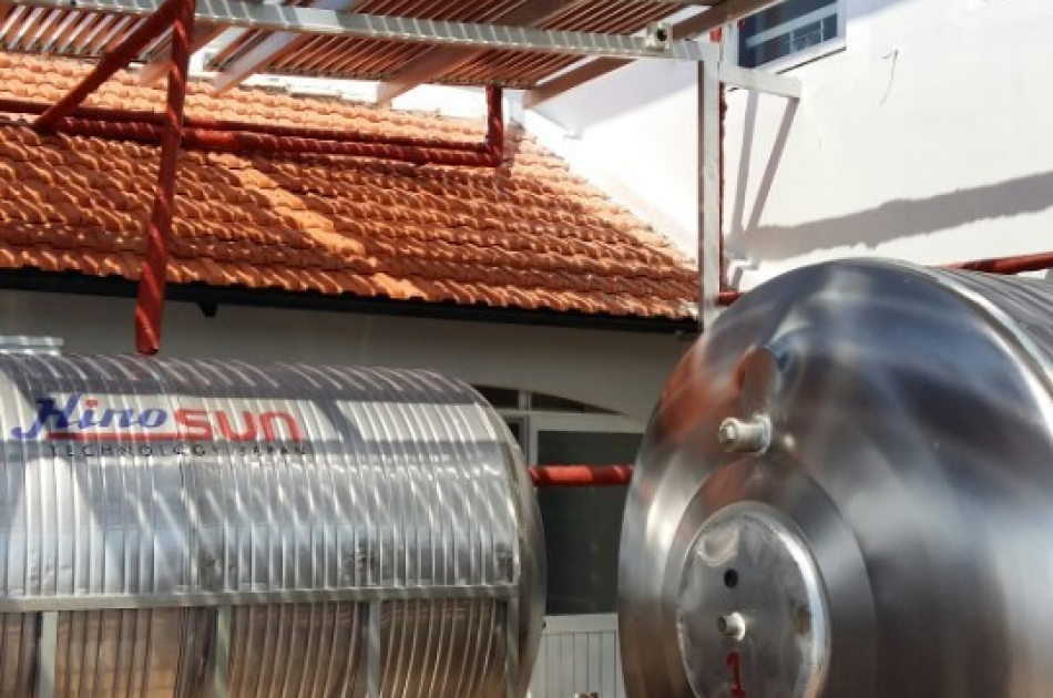 NƯỚC NÓNG NĂNG LƯỢNG MẶT TRỜI CÔNG NGHIỆP HINOSUN NHÀ HÀNG