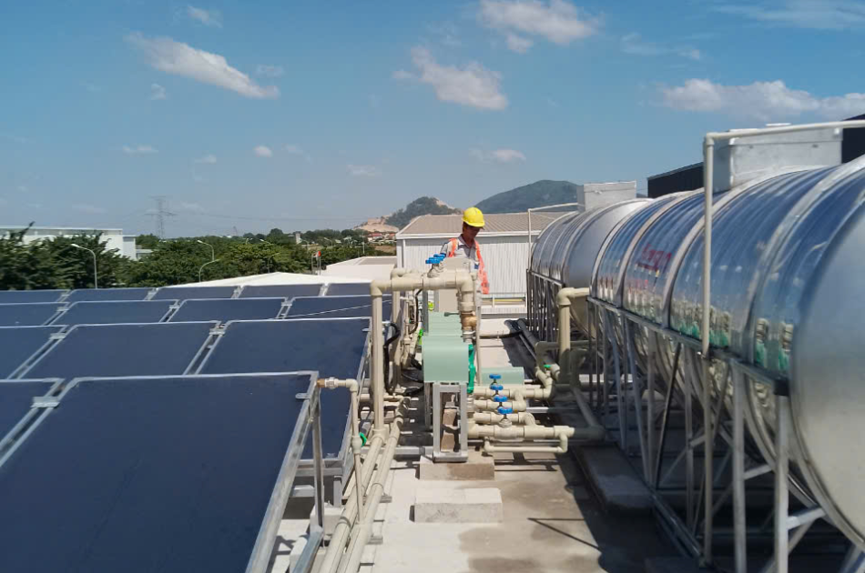 TẤM THU NHIỆT CÔNG NGHIỆP