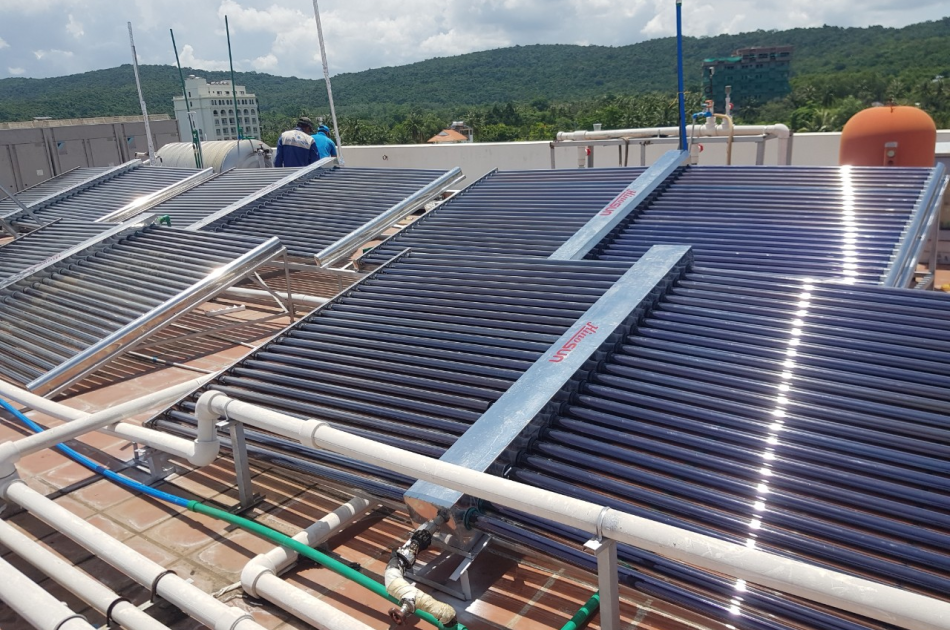 NƯỚC NÓNG NĂNG LƯỢNG MẶT TRỜI CÔNG NGHIỆP HINOSUN NHÀ HÀNG