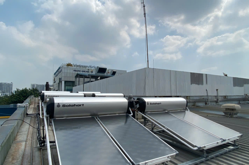 SOLAHART 300L