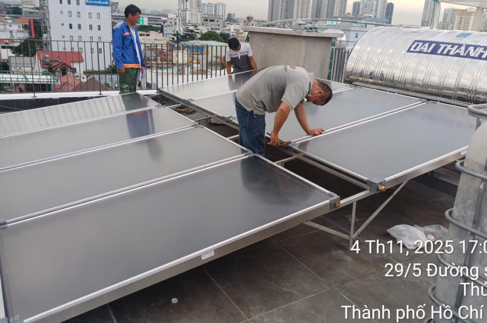 TẤM THU NHIỆT CÔNG NGHIỆP